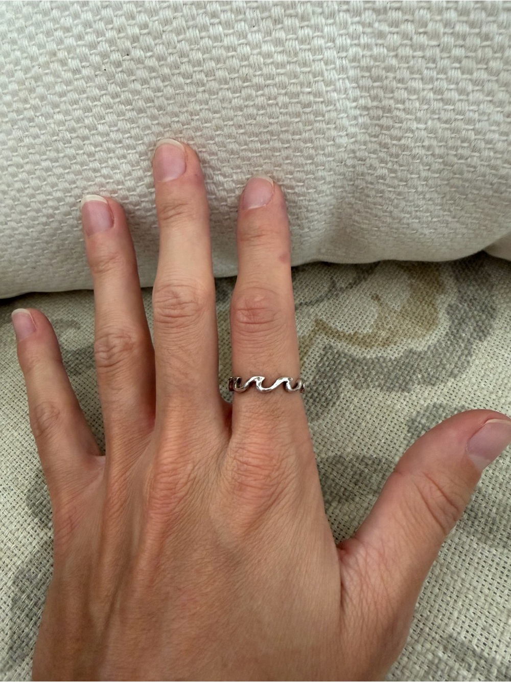 Betty Belts Hui Waves ring